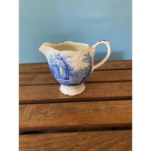 English Abbey antique porcelain blue pedestal creamer 4"x5"